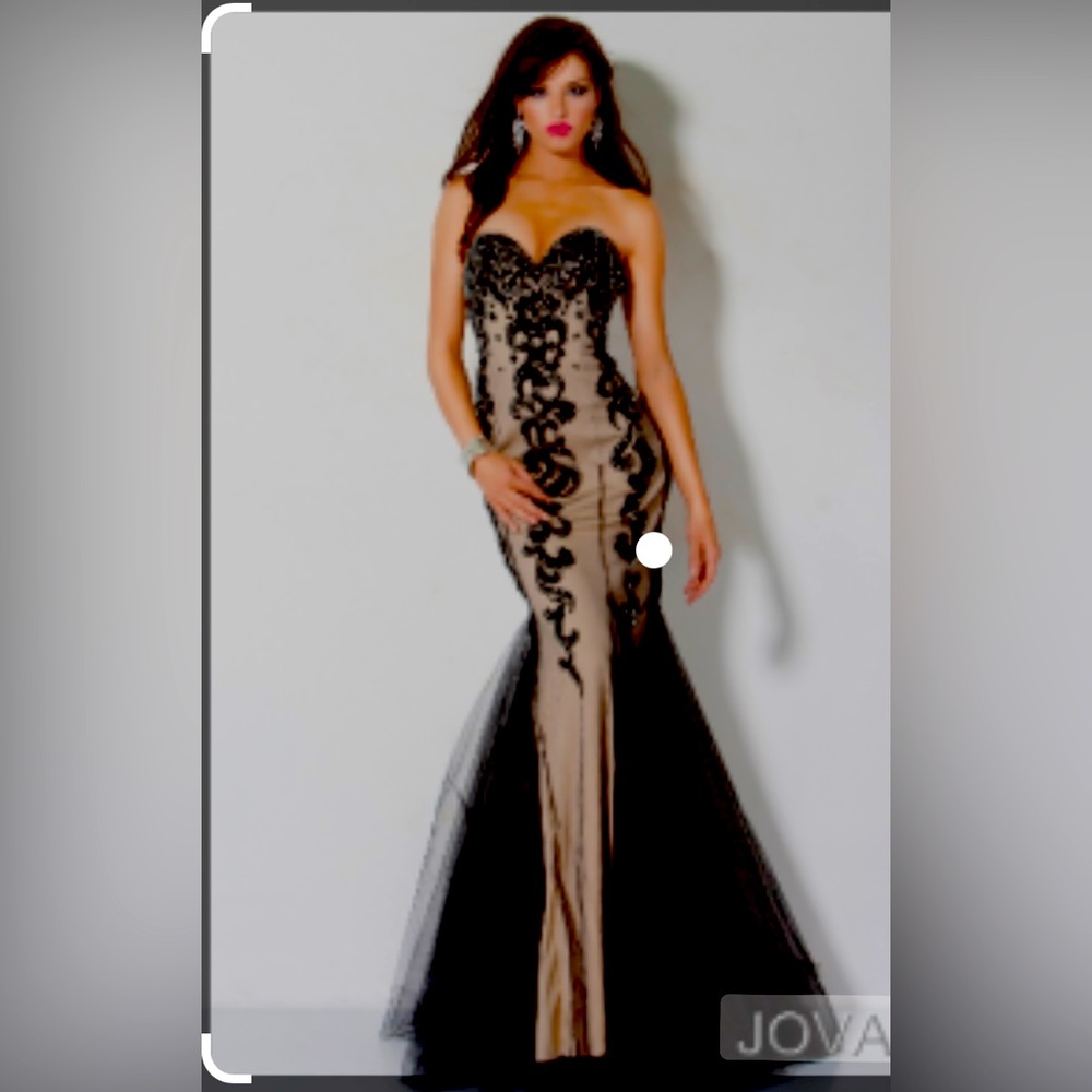 Jovani Black and Nude size 10